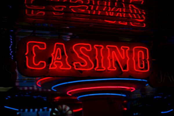 découvrez les offres du géant casino du puy-en-velay et profitez d'une expérience de shopping exceptionnelle avec une grande variété de produits et de promotions.