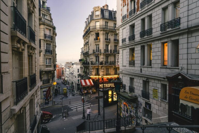 découvrez le plus grand casino de france avec une sélection exceptionnelle de jeux, de divertissements et de luxe pour des expériences inoubliables.