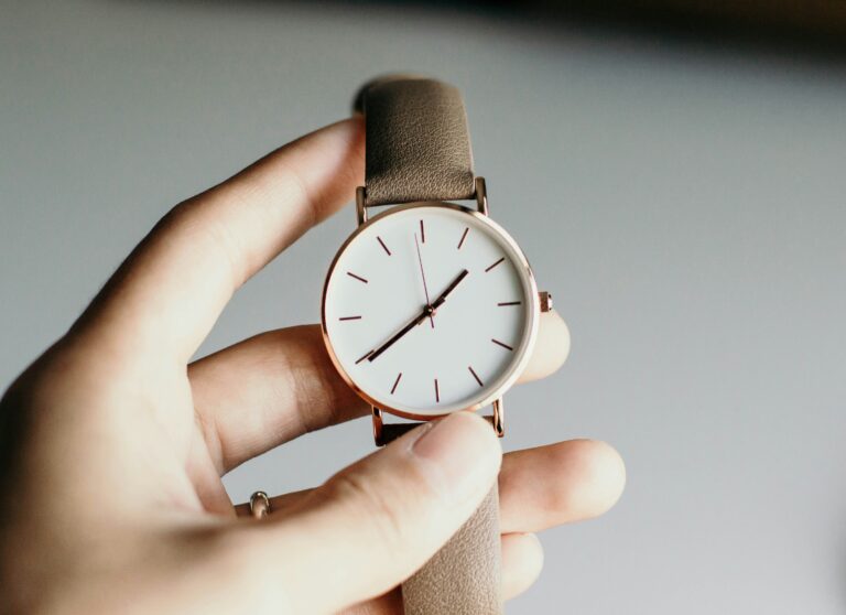 découvrez tous les détails sur les heures d'ouverture, de travail et de fonctionnement avec notre guide complet sur les heures.