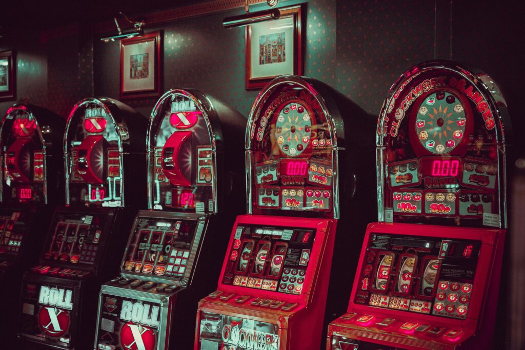 découvrez l'univers des casinos en ligne et terrestres, choisissez parmi une large gamme de jeux de hasard et de divertissements. profitez d'offres exclusives et de promotions pour une expérience de jeu inoubliable.