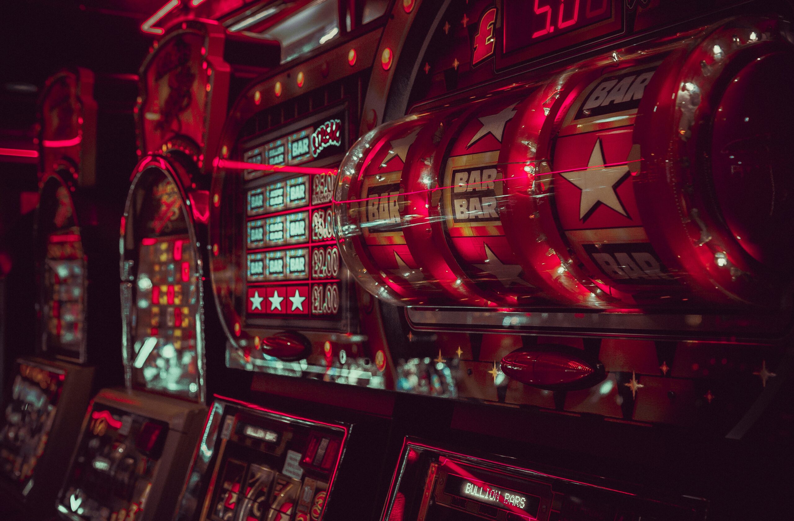 découvrez l'univers passionnant des jeux de casino en ligne avec une large sélection de machines à sous, de jeux de table et plein d'autres surprises. jouez, gagnez et vivez l'excitation du casino depuis chez vous !